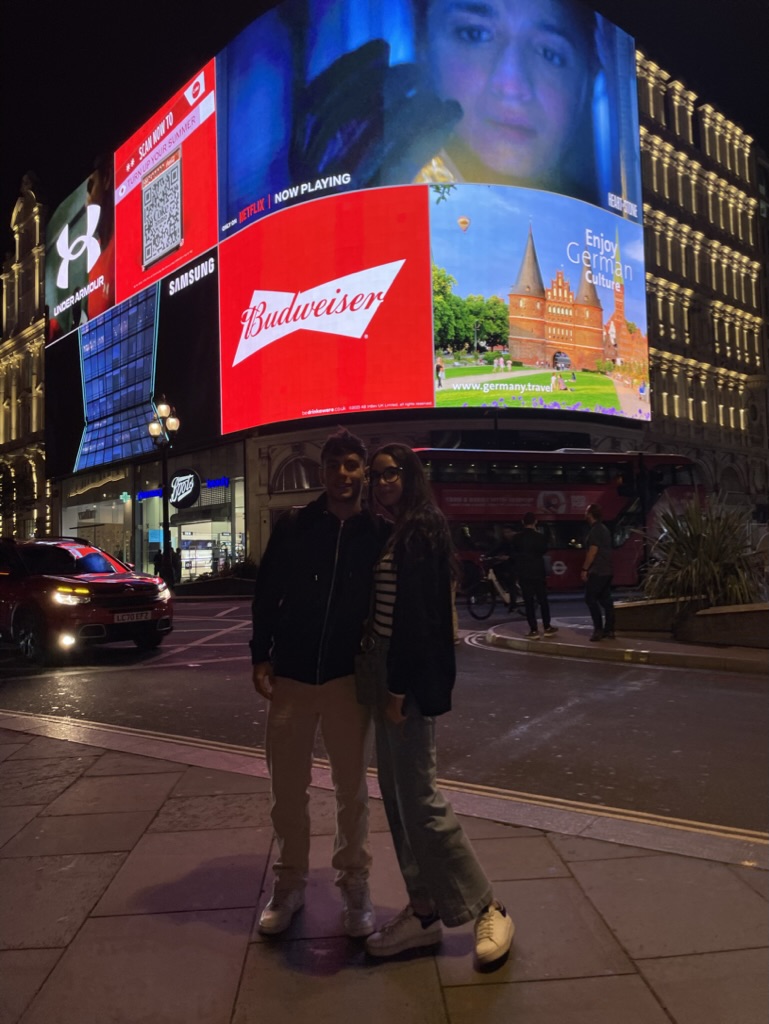 Piccadilly Circus